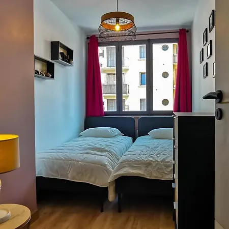 Le Coquet - Gare - Hyper Centre - Parking - Wifi - Netflix - Disney+ Annecy Exterior photo